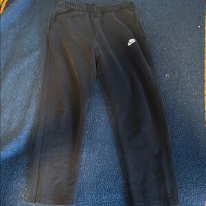 Nike Men’s Black Jogger Pants